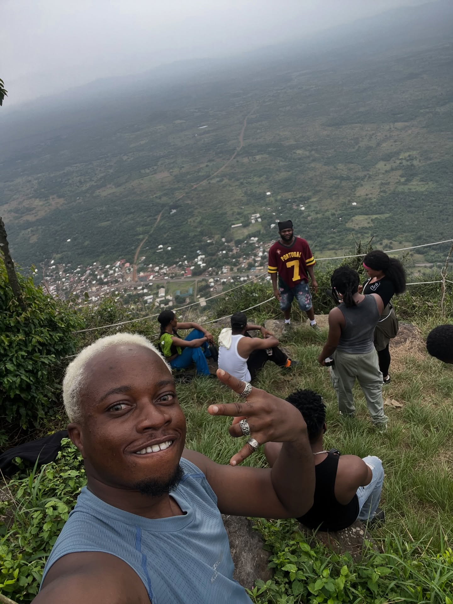 Adakluto summit stop